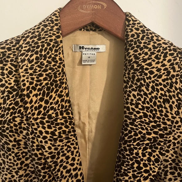 Nygård Collection Leopard Print Velvet Blazer (Petite 14) - Picture 11 of 11